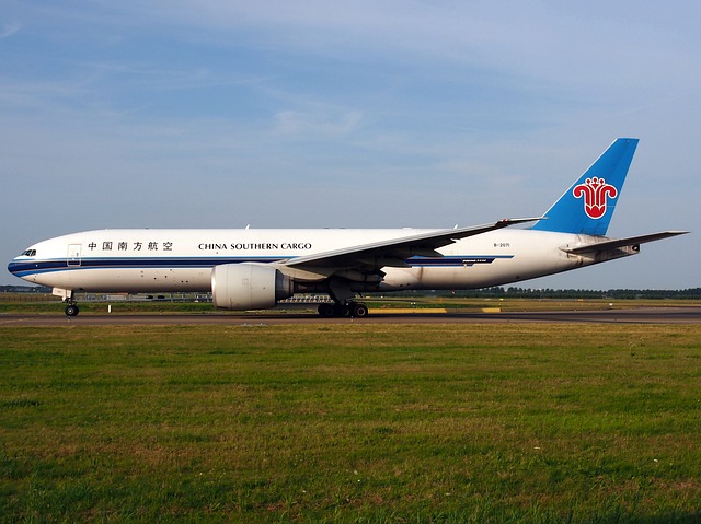 china-southern-airlines-g8237bb0aa_640.jpg